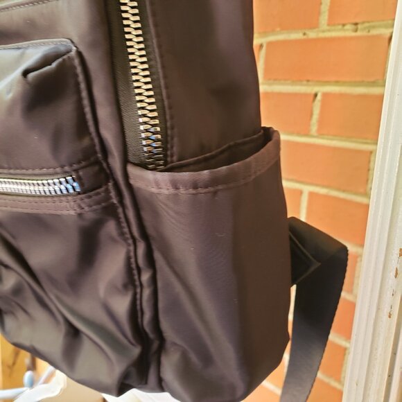 BNWT ANNE KLEIN SPORT midi squishy/sturdy backpack jet black (OS) - Picture 6 of 8